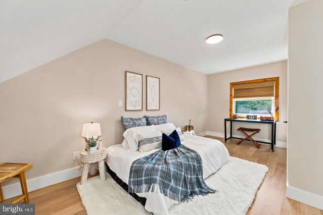 401 WOODLAND AVE, Cherry Hill, NJ 08002