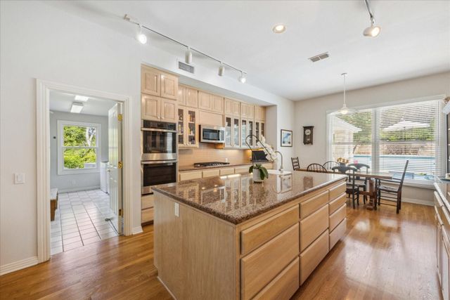 4307 Waterford PL, Austin, TX 78731