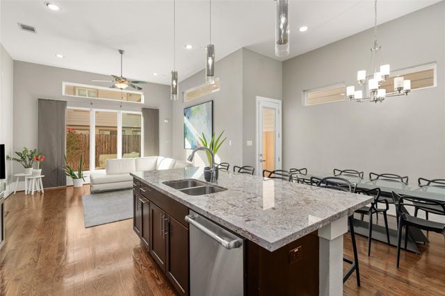 1605 Knox Street B, Houston, TX 77007