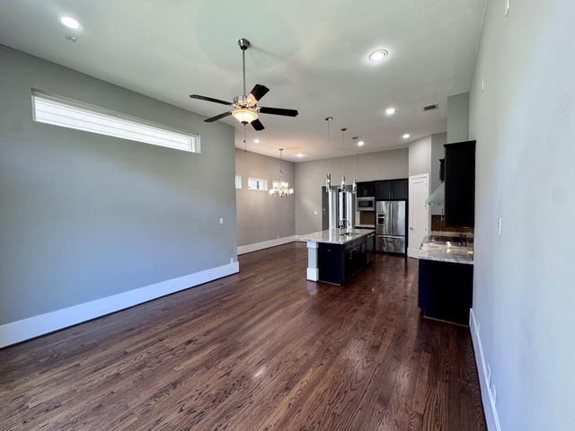 1605 Knox Street B, Houston, TX 77007