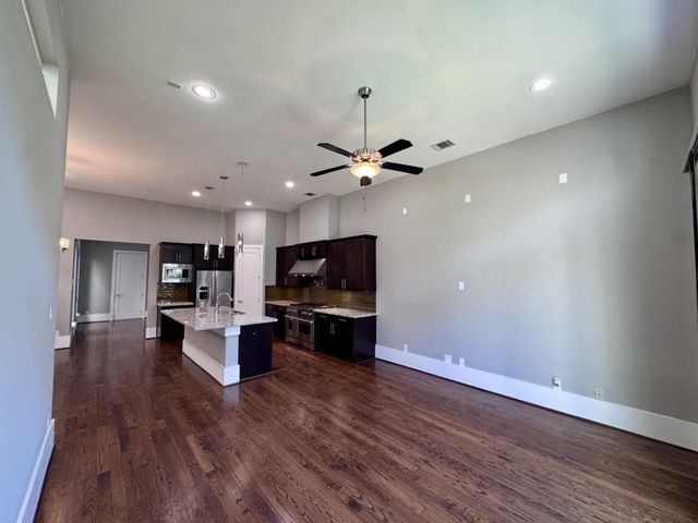 1605 Knox Street B, Houston, TX 77007