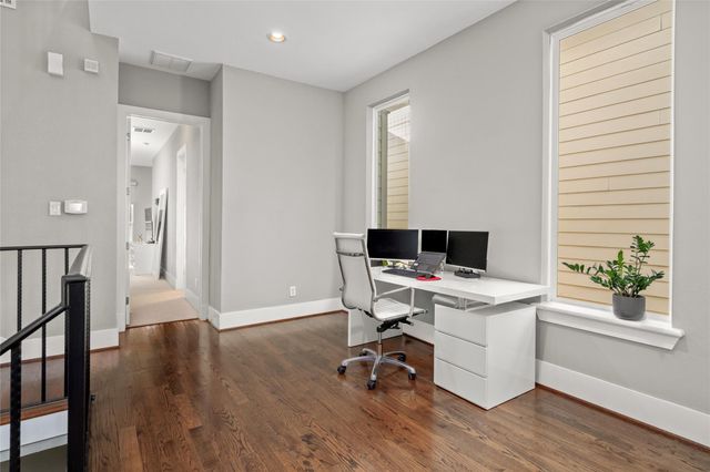 1605 Knox Street B, Houston, TX 77007