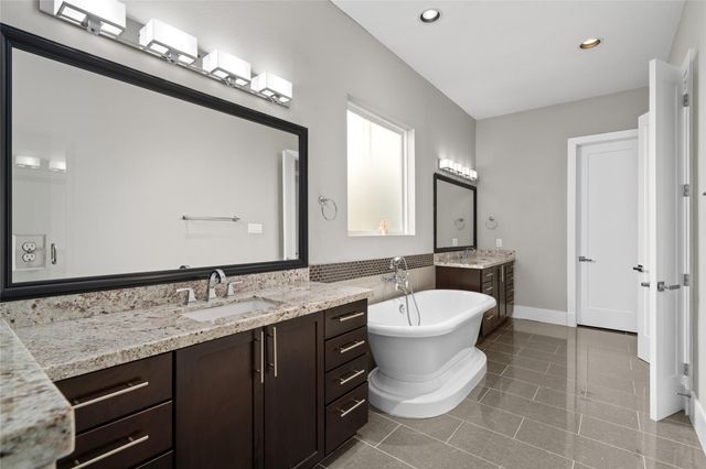 1605 Knox Street B, Houston, TX 77007