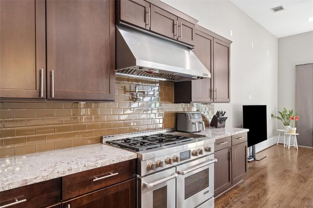 1605 Knox Street B, Houston, TX 77007