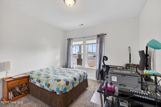 106 Snoozy Manor Lane, Moyock, NC 27958