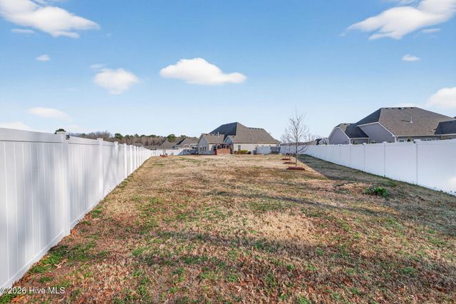 106 Snoozy Manor Lane, Moyock, NC 27958