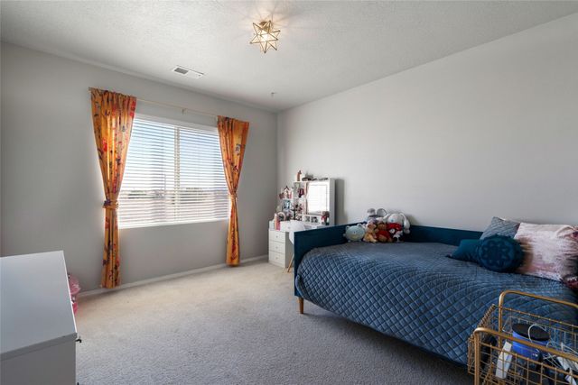 6 W Serena, Santa Fe, NM 87508