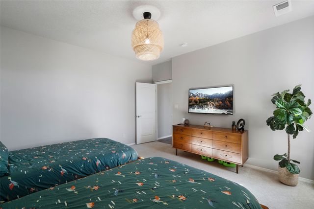 6 W Serena, Santa Fe, NM 87508