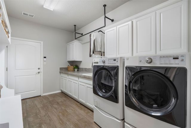 6 W Serena, Santa Fe, NM 87508