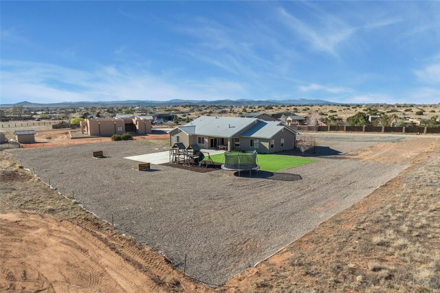 6 W Serena, Santa Fe, NM 87508