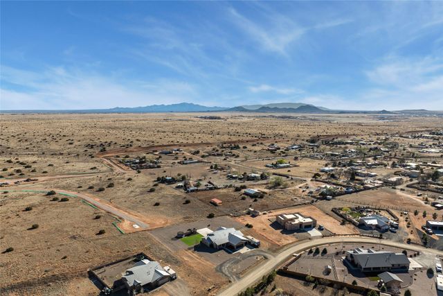 6 W Serena, Santa Fe, NM 87508