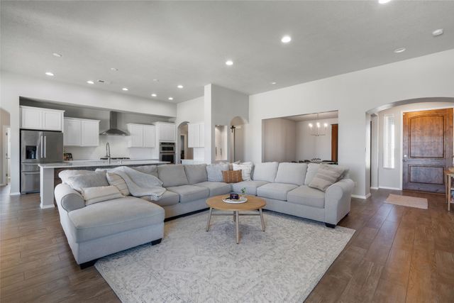 6 W Serena, Santa Fe, NM 87508