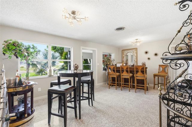 3947 HUNTINGTON STREET NE, St Petersburg, FL 33703