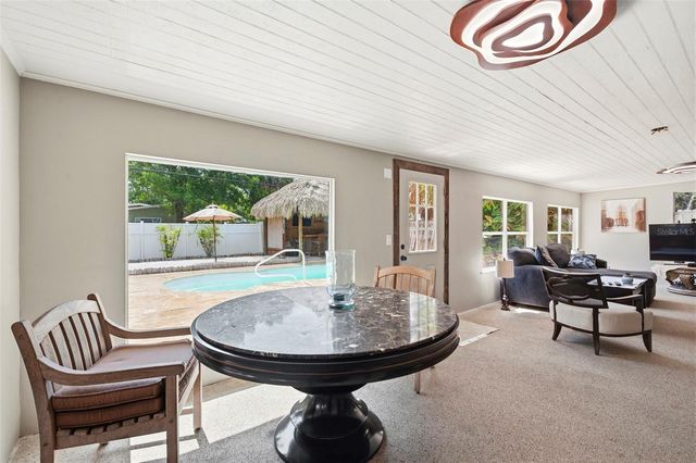 3947 HUNTINGTON STREET NE, St Petersburg, FL 33703