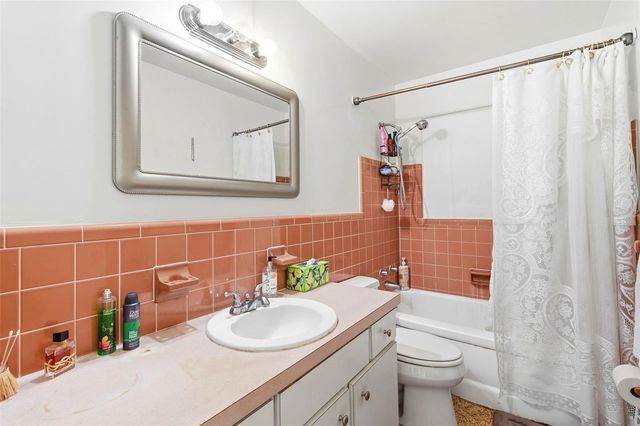 3947 HUNTINGTON STREET NE, St Petersburg, FL 33703