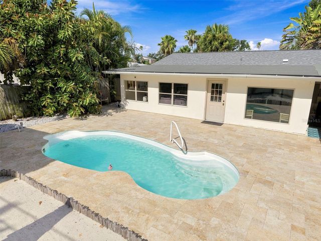 3947 HUNTINGTON STREET NE, St Petersburg, FL 33703
