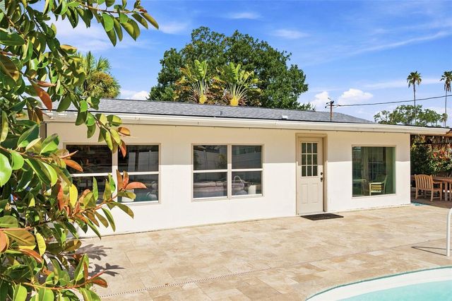 3947 HUNTINGTON STREET NE, St Petersburg, FL 33703