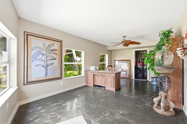 3947 HUNTINGTON STREET NE, St Petersburg, FL 33703