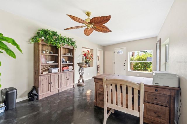 3947 HUNTINGTON STREET NE, St Petersburg, FL 33703