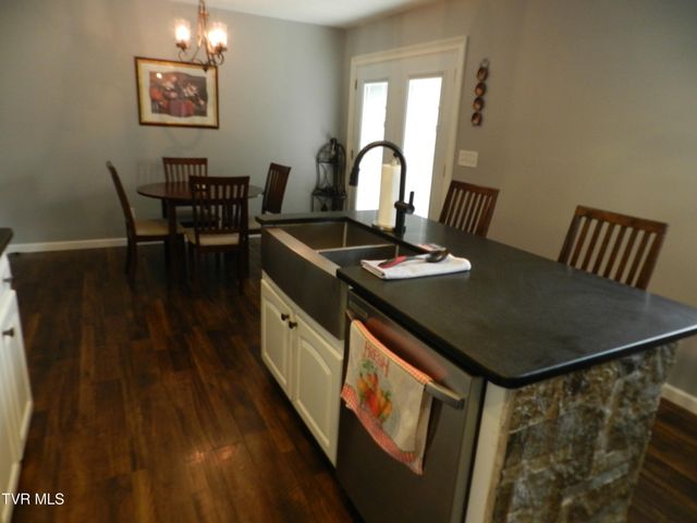 138 Birdie Drive, Bean Station, TN 37708