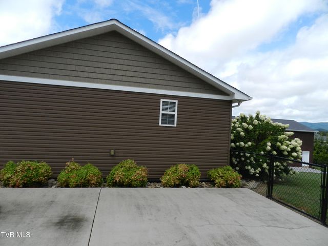 138 Birdie Drive, Bean Station, TN 37708