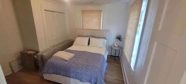 2720 Goldbug Avenue, Sullivans Island, SC 29482