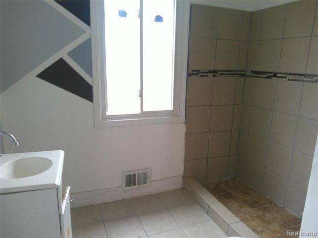 4327 Courville Street, Detroit, MI 48224