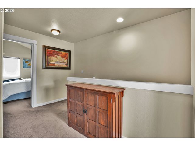 17925 Sw BRISK Ln, Beaverton, OR 97007