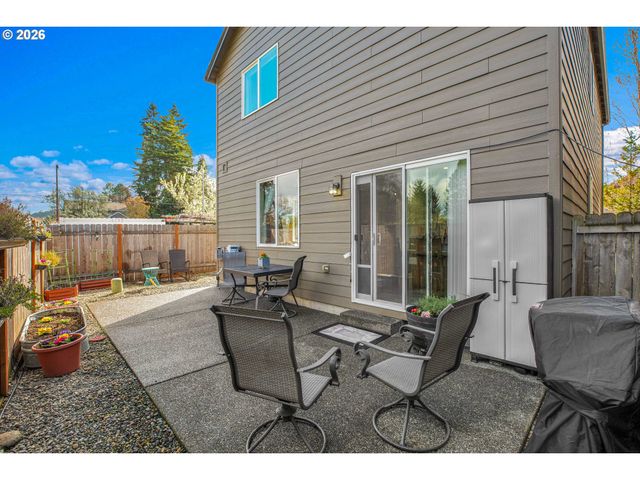 17925 Sw BRISK Ln, Beaverton, OR 97007