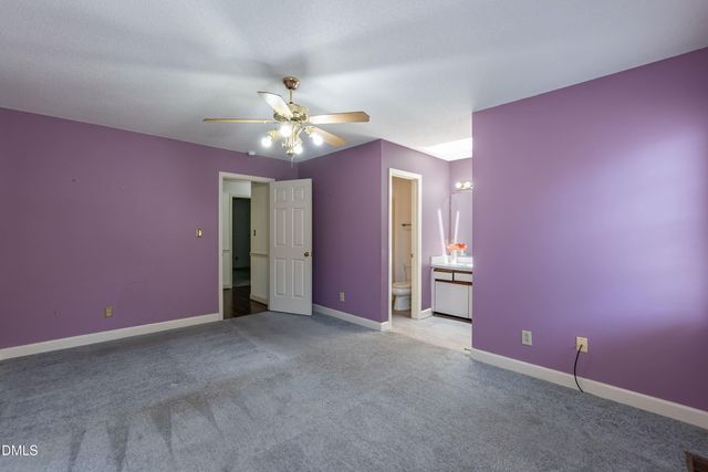 5604 Spring Pines Way, Raleigh, NC 27616
