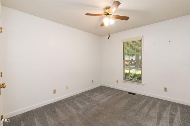 5604 Spring Pines Way, Raleigh, NC 27616