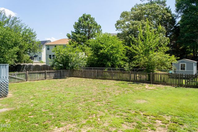 5604 Spring Pines Way, Raleigh, NC 27616