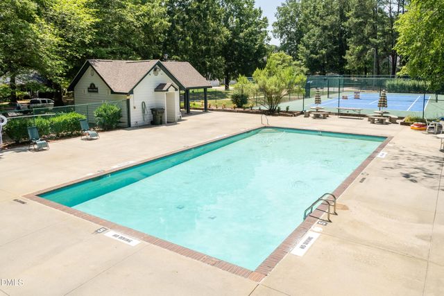 5604 Spring Pines Way, Raleigh, NC 27616
