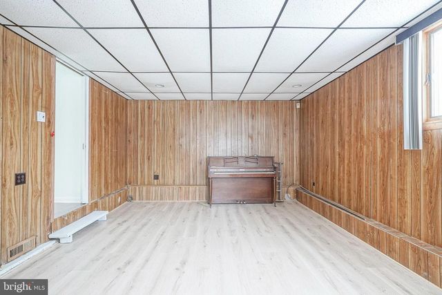 460 SECOND ST, Woodbury Heights, NJ 08097