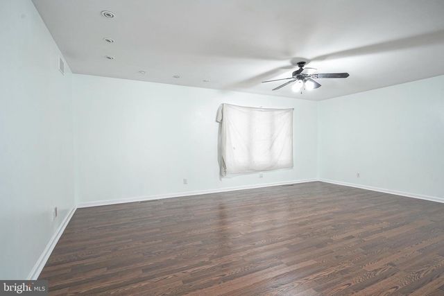 460 SECOND ST, Woodbury Heights, NJ 08097