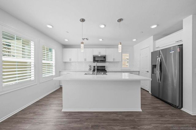 41917 Zafra St, Murrieta, CA 92562