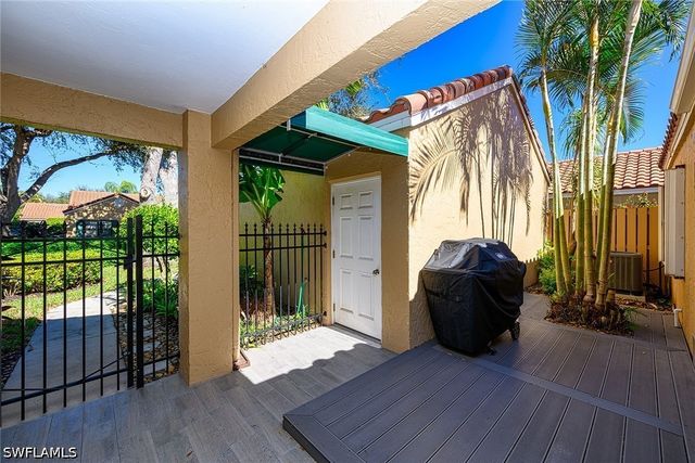 772 Reef Point CIR 55, Naples, FL 34108