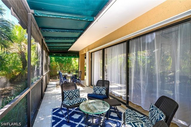 772 Reef Point CIR 55, Naples, FL 34108