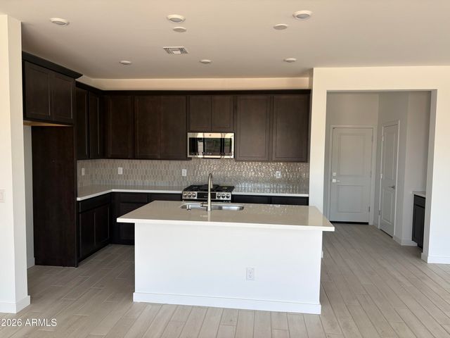 18241 W Lupine Avenue, Goodyear, AZ 85338