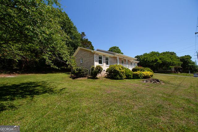 102 Lindsey Court NE, Calhoun, GA 30701