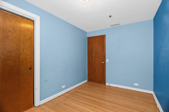 730 S 10TH Avenue, La Grange, IL 60525