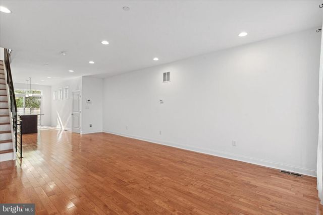 310 CECIL B MOORE AVE, Philadelphia, PA 19122