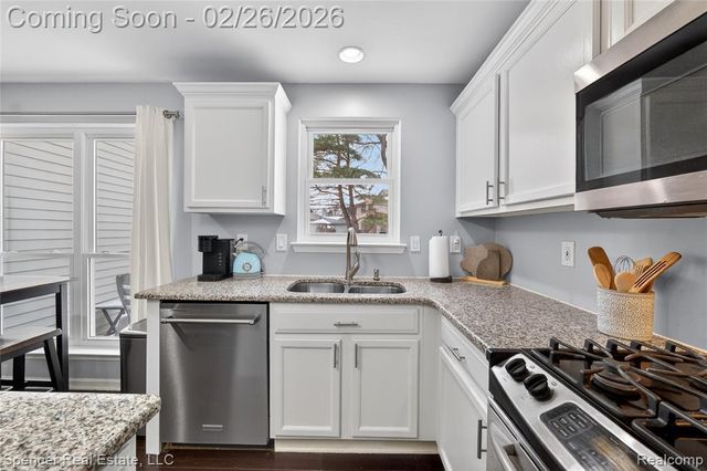 1117 Woodbriar Court, Oxford, MI 48371