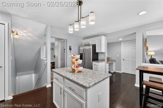 1117 Woodbriar Court, Oxford, MI 48371