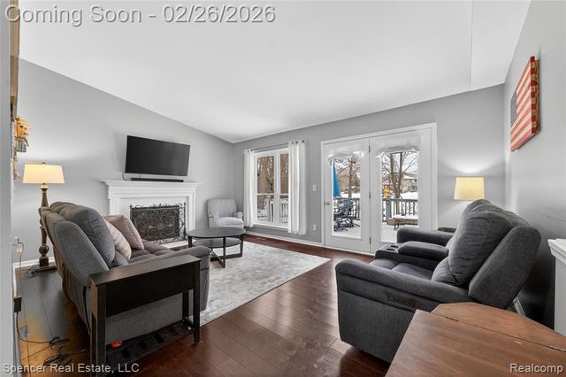 1117 Woodbriar Court, Oxford, MI 48371