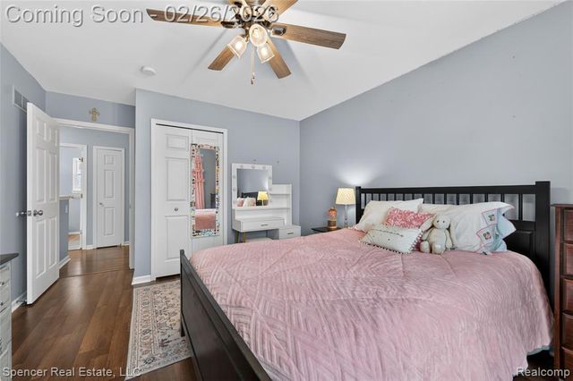 1117 Woodbriar Court, Oxford, MI 48371