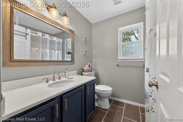 1117 Woodbriar Court, Oxford, MI 48371