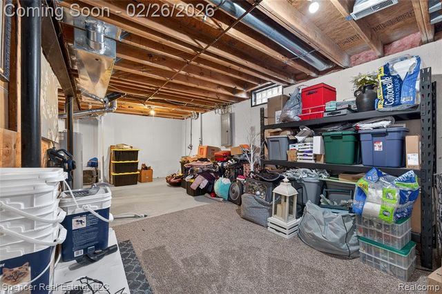 1117 Woodbriar Court, Oxford, MI 48371