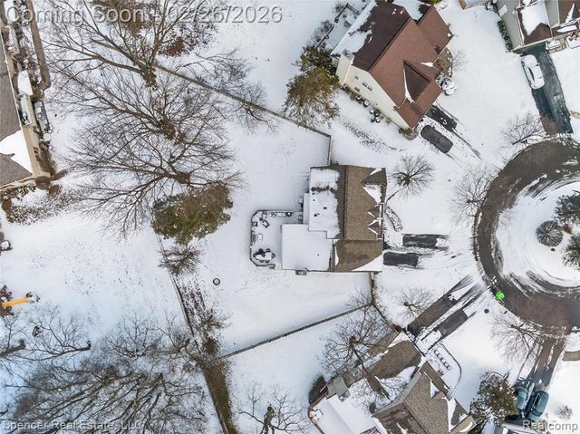 1117 Woodbriar Court, Oxford, MI 48371