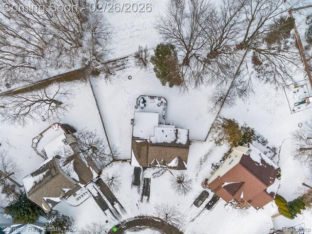 1117 Woodbriar Court, Oxford, MI 48371